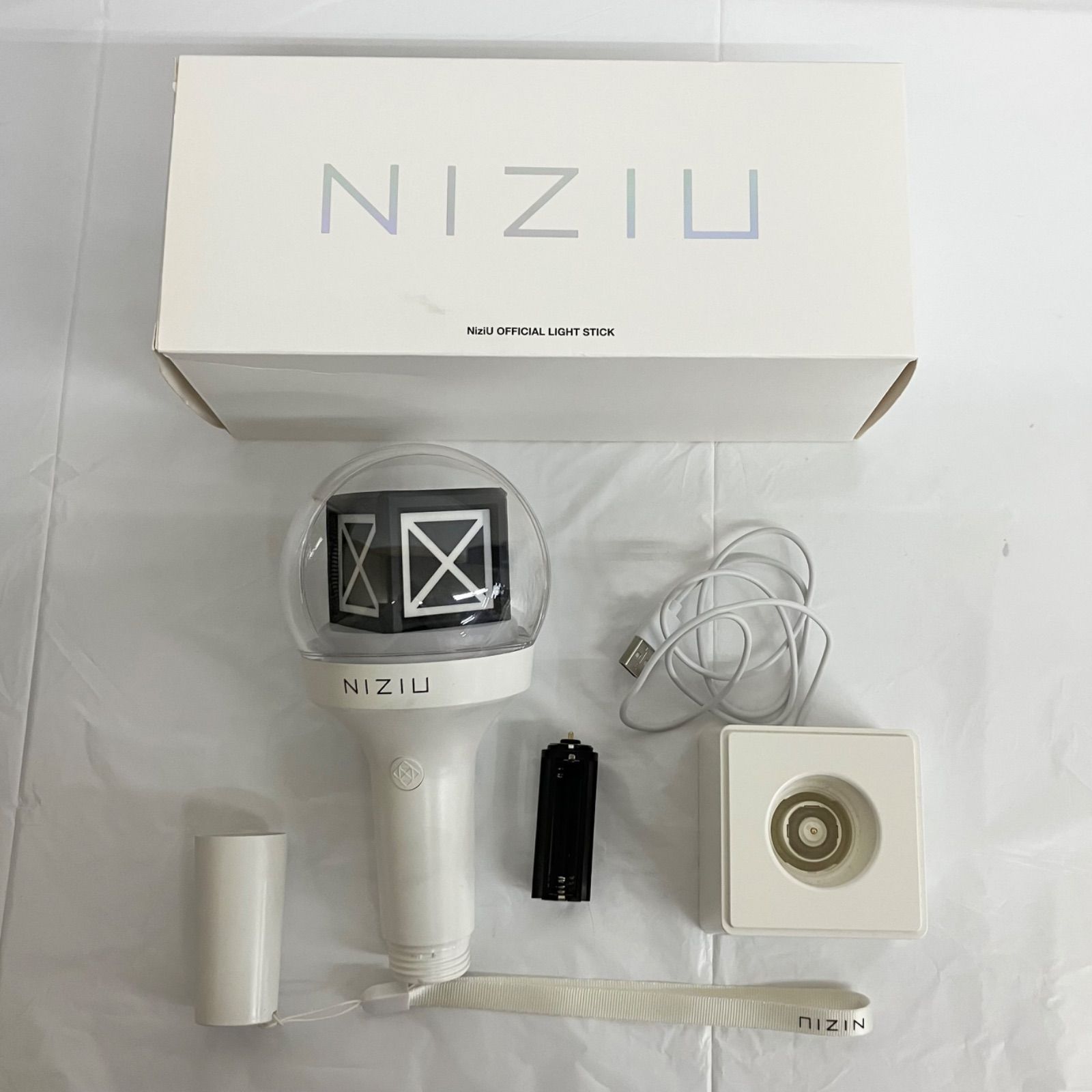 NiziU OFFICIAL LIGHT STICK ペンライト NL4501 f117 - メルカリ