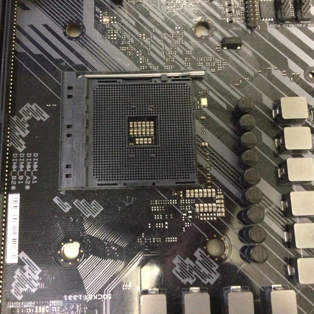 ジャンク/部品取り＊修理用] マザーボード ASUS TUF GAMING B550-PLUS 