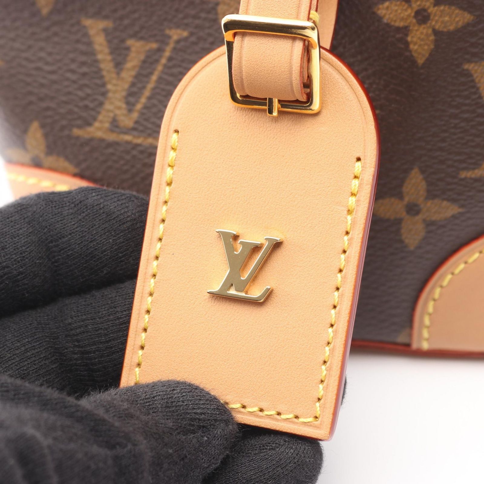 Buy from Japan Easily