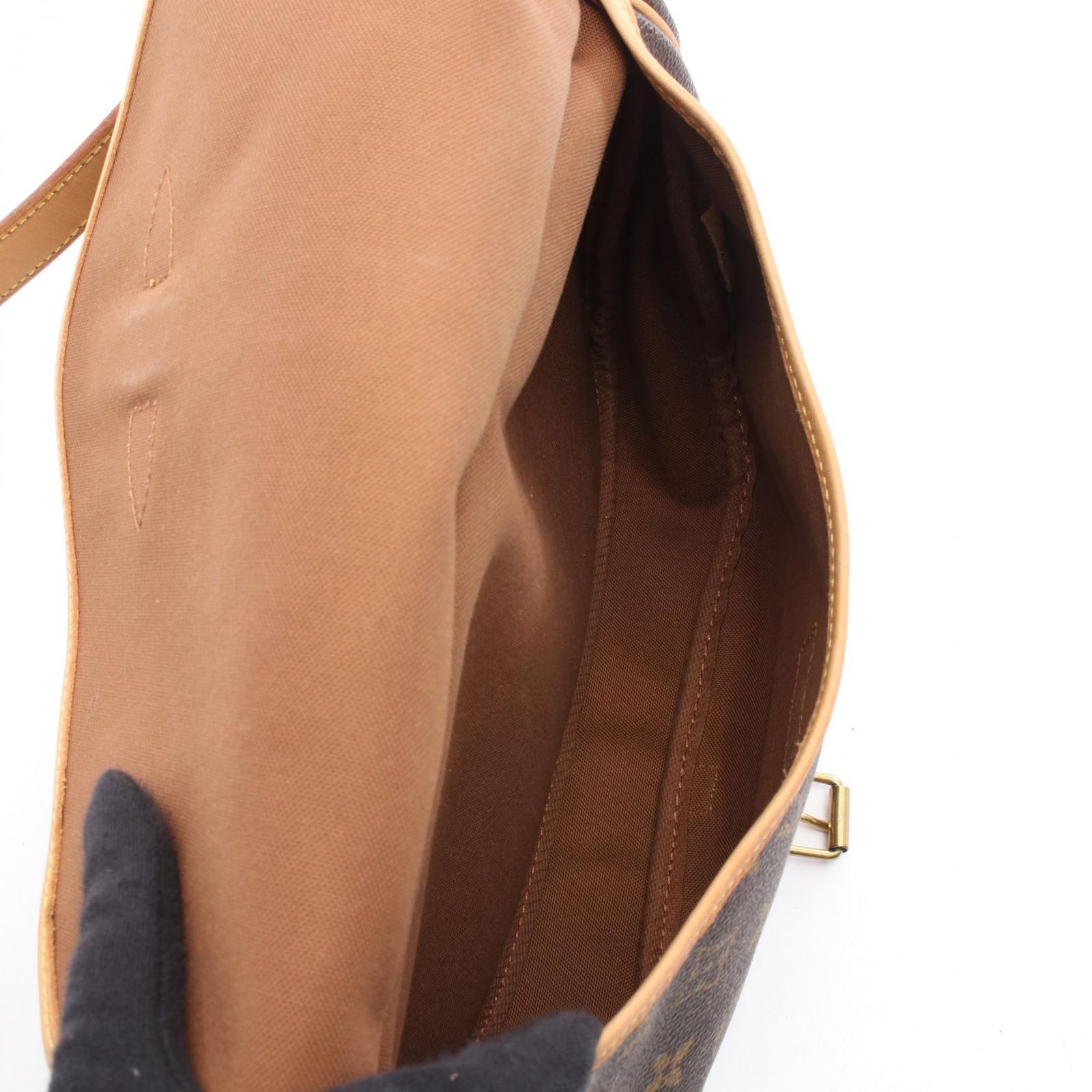 Buy from Japan Easily