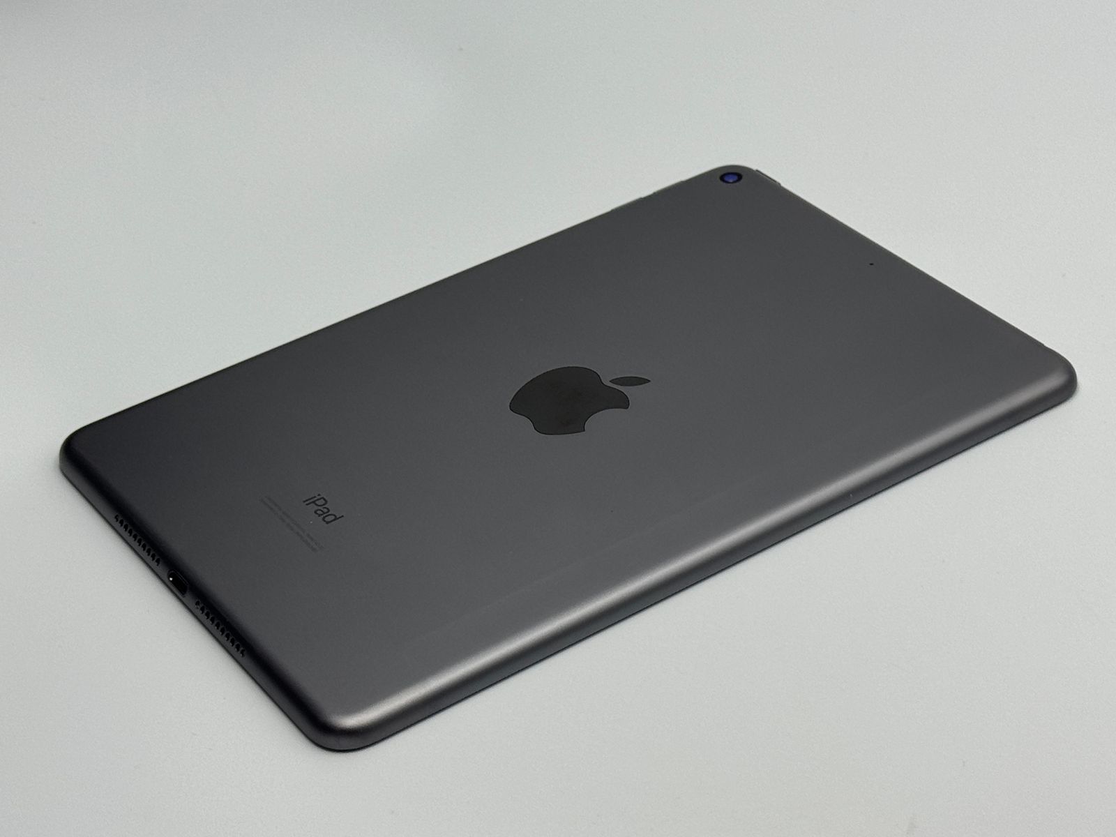 iPad mini 5 64GB スペースグレイ Wi-Fi 中古B - メルカリ