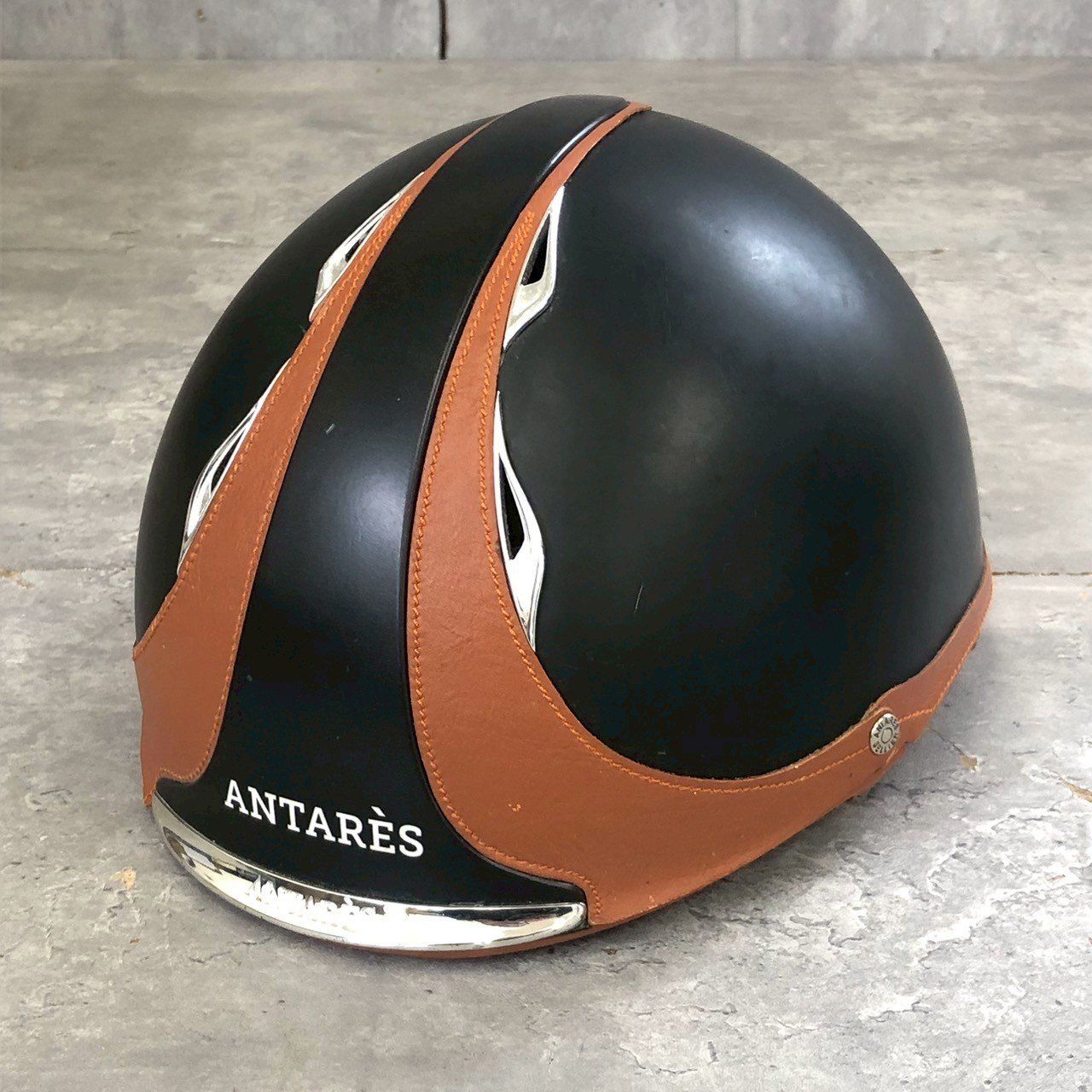 競馬調教用 ヘルメット ANTARÈS Galaxy アンタレス サイズM 元箱 付属 