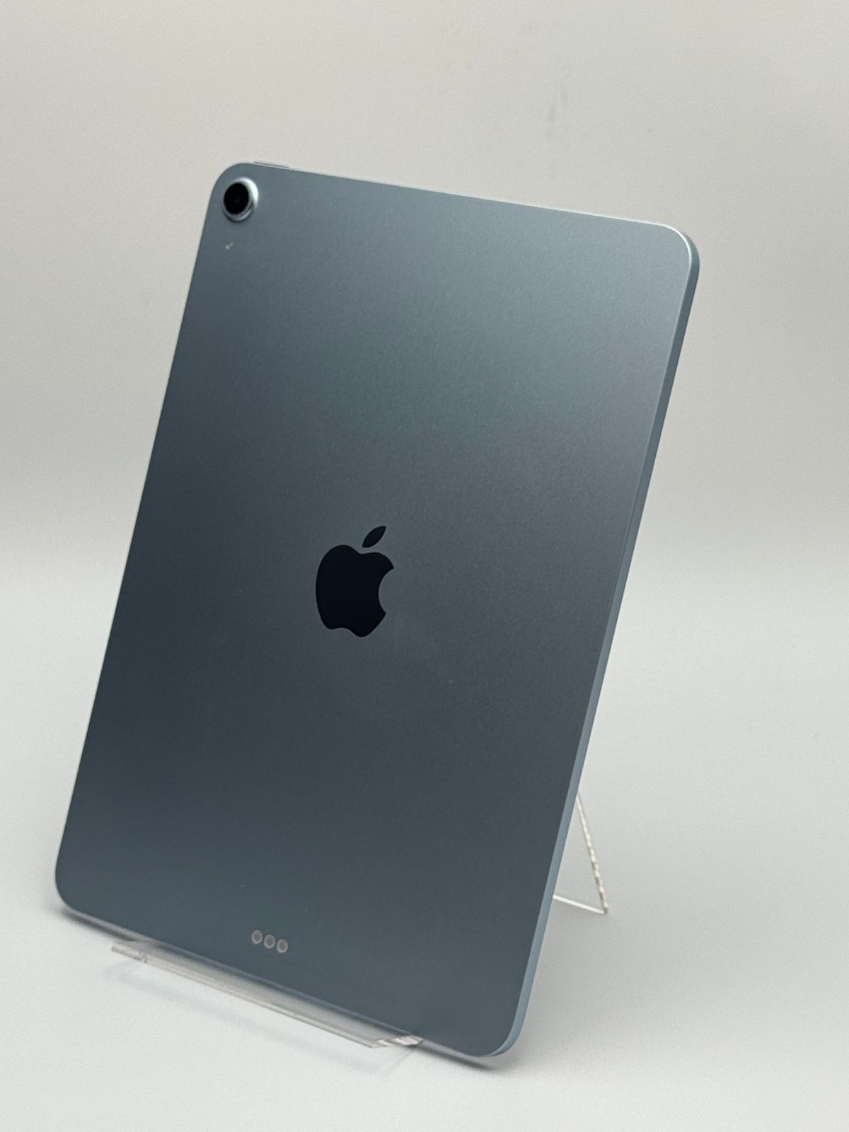iPad Air 11 M3 256GB ブルー 中古A バッテリー100% - メルカリ