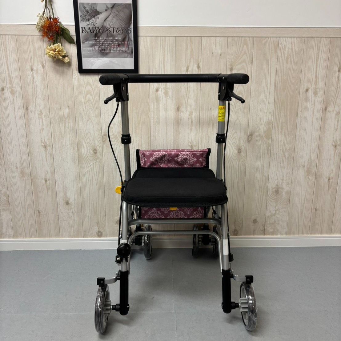 消毒済 中古 歩行器】すぐ使える歩行器 美品 シンフォニーSPスリム