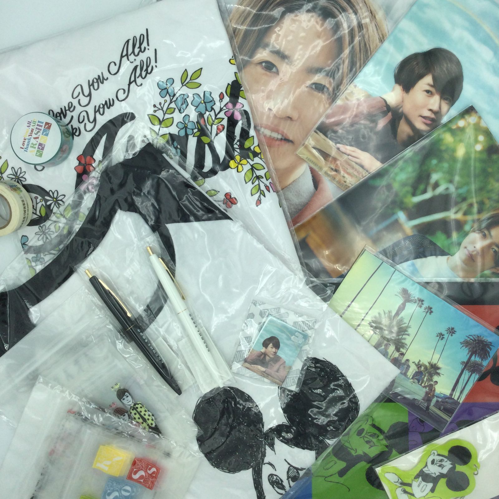 ARASHI 嵐 嵐を旅する展覧会 グッズ セット ＃i00020 - メルカリ
