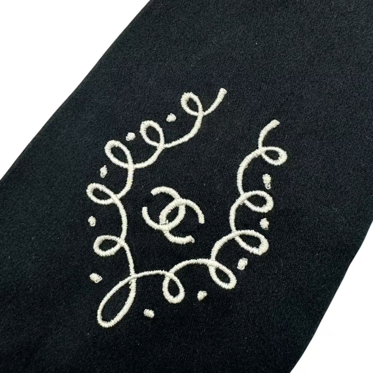 極美品 CHANEL シャネル ネクタイ 刺繍 ココマーク ブラック - メルカリ