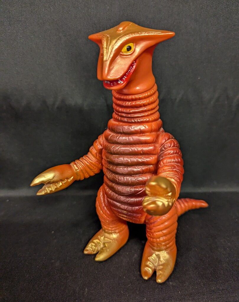 ブルマァク 復刻版怪獣シリーズ 帰ってきたウルトラマン サドラー 朱色