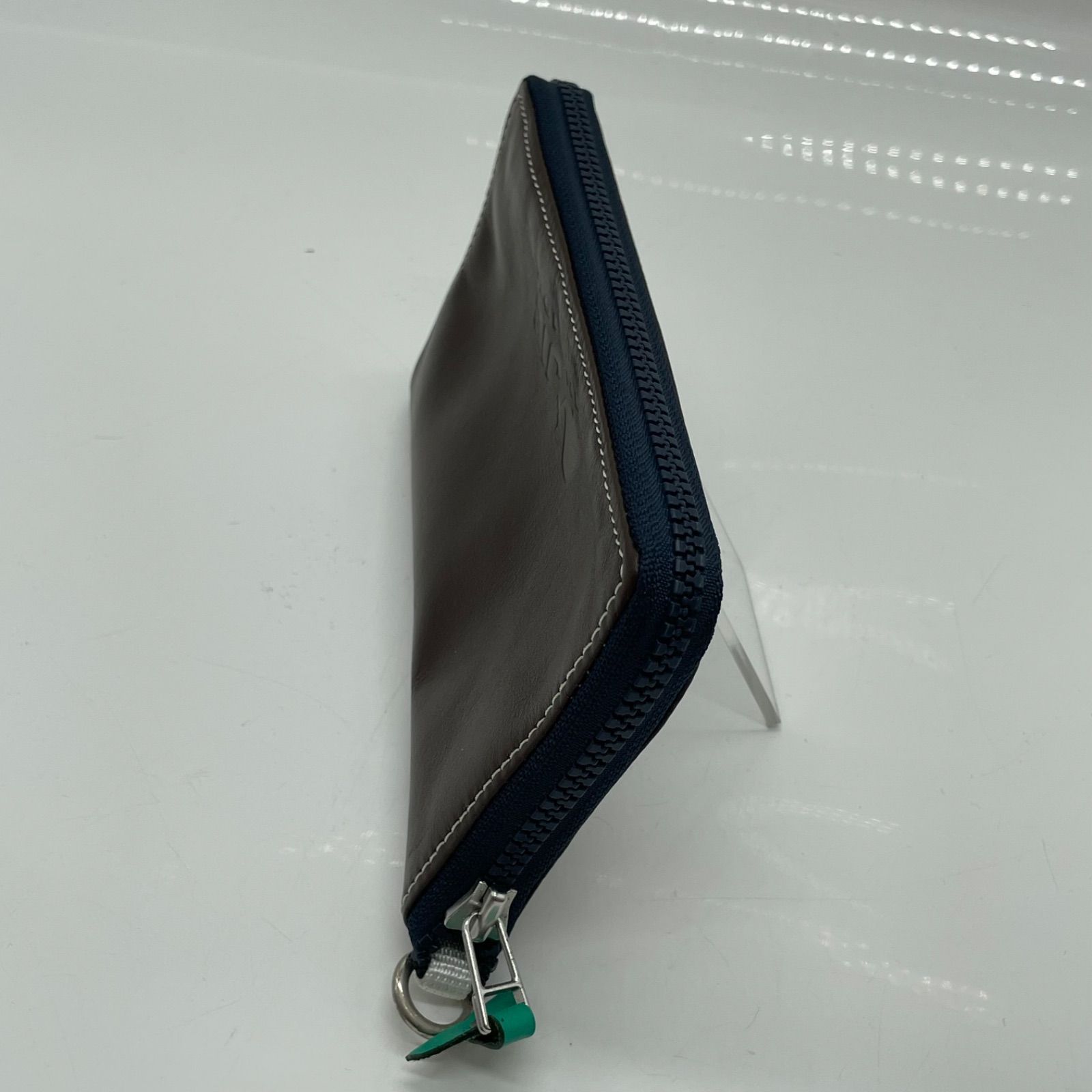 KO4002□JIB マイクロクラッチ ウォレット 長財布 フルジップ レザー 