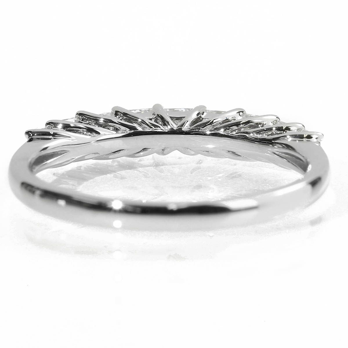 新品仕上済】 ダイヤモンド 0.60ct プラチナ Pt950 ハーフエタニティー 
