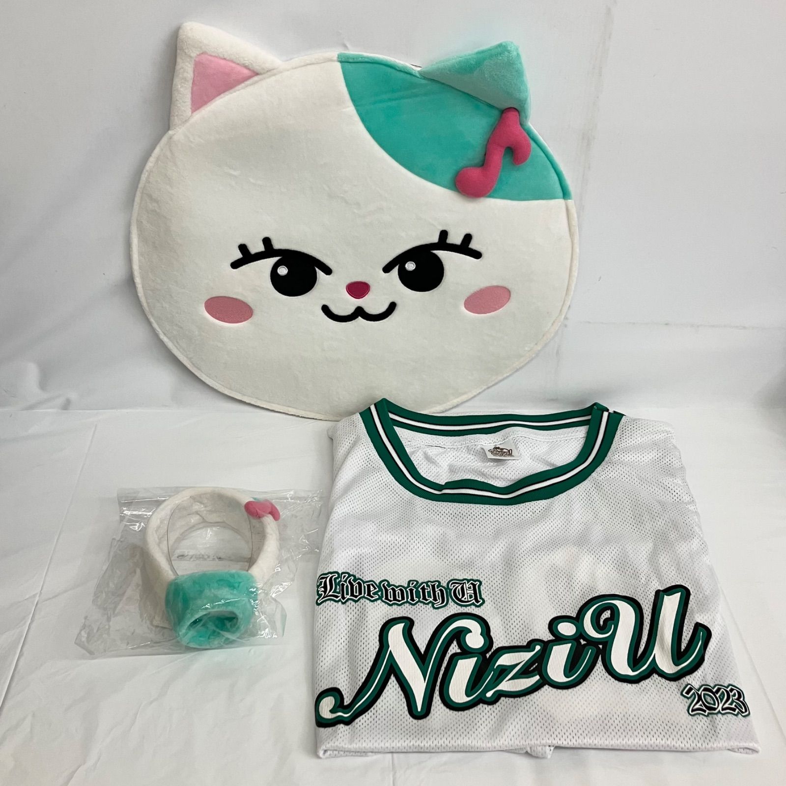 NiziU/MAYUKA/ルキャット セット NiziUマユカ ルキャ グッズ7点セット - メルカリ