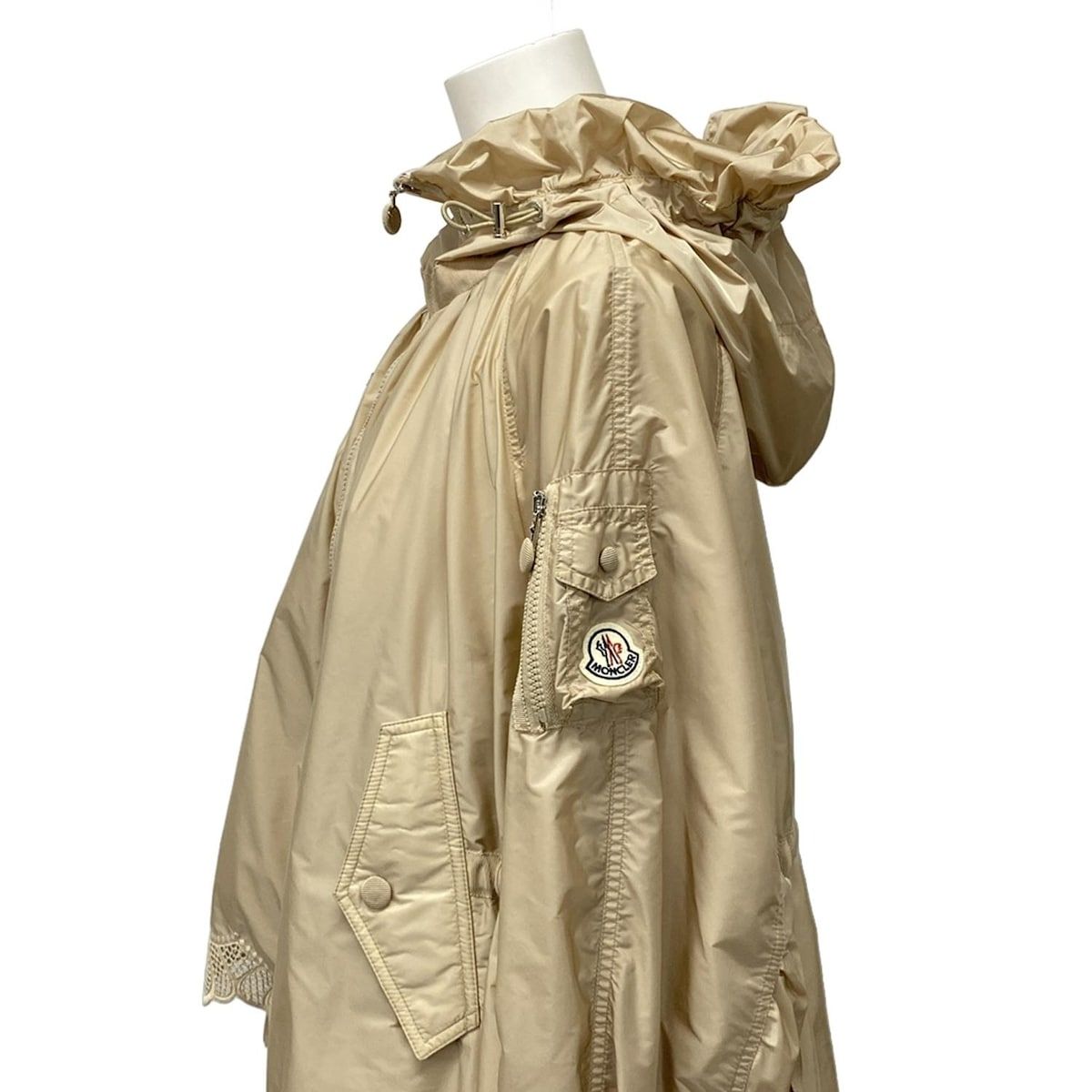 MONCLER(モンクレール) ブルゾン サイズ2 M レディース美品 MONCLER(モンクレール) ブルゾン サイズ2 M レディース美品