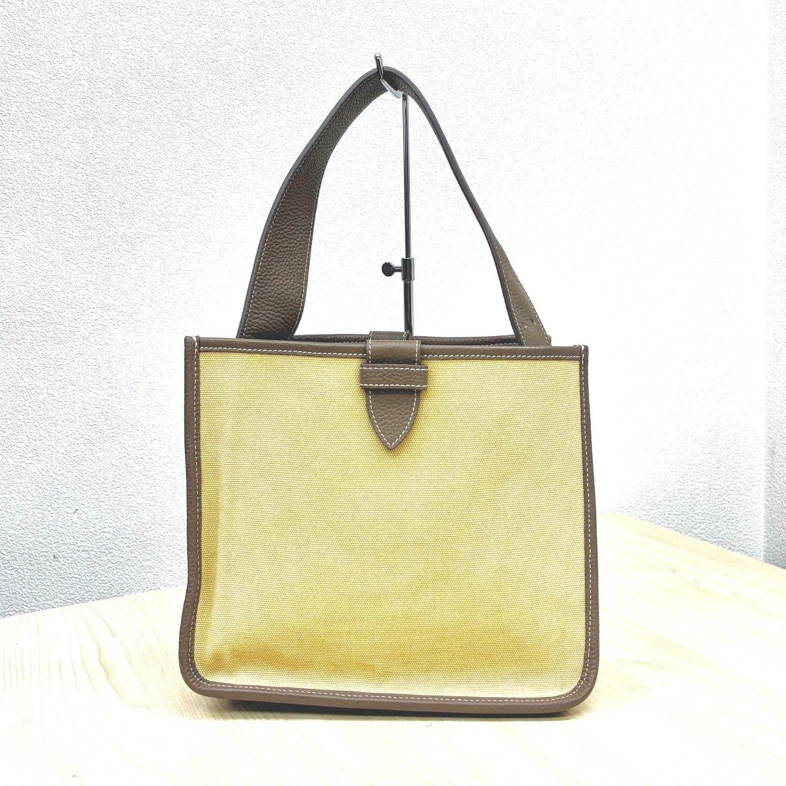 ヴァジック VASIC】⚫️美品！ワンショルダーキャンバスバック ワン 