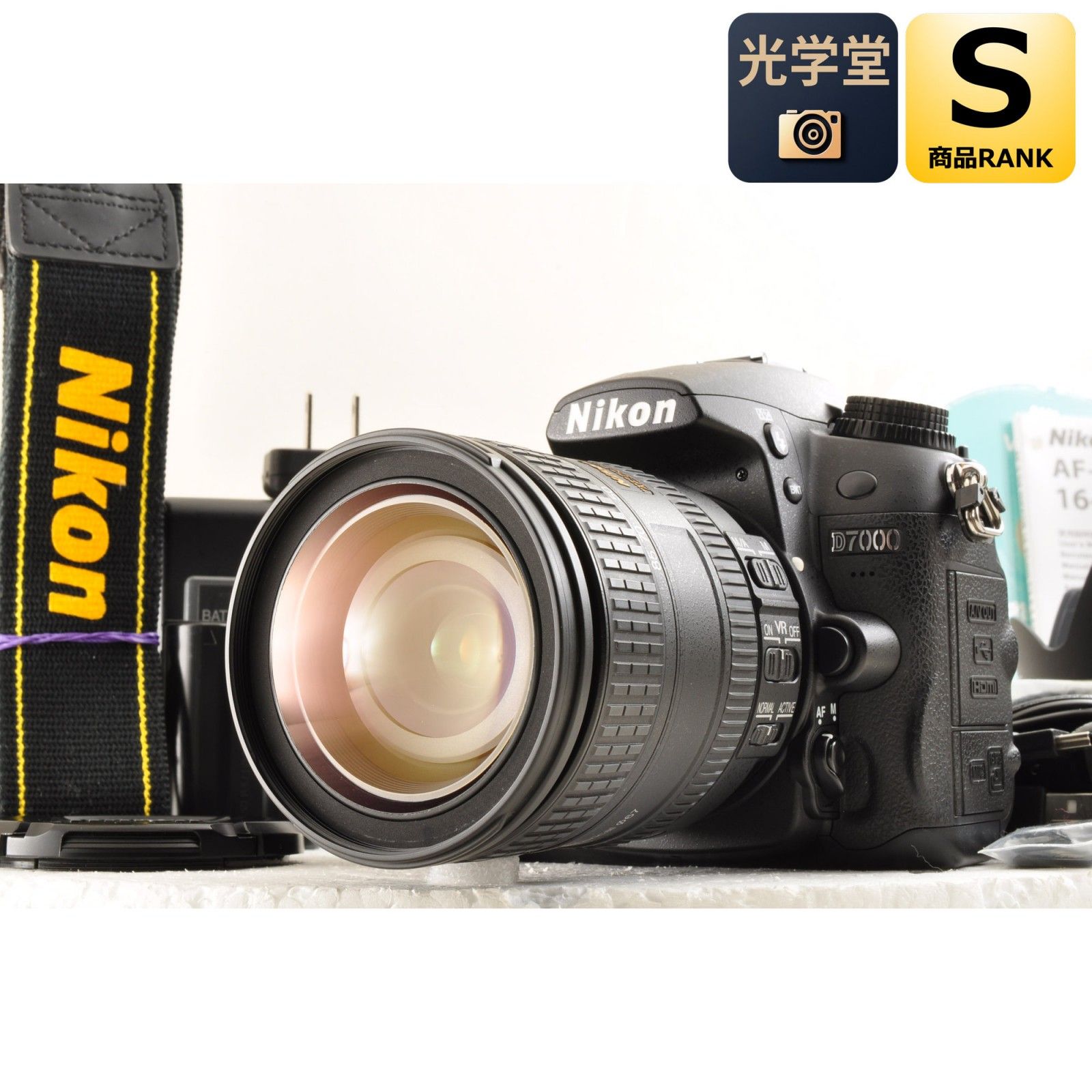 Nikon D7000 16.2MP デジタル 一眼レフカメラ +Nikon AF-S DX 16-85mm 