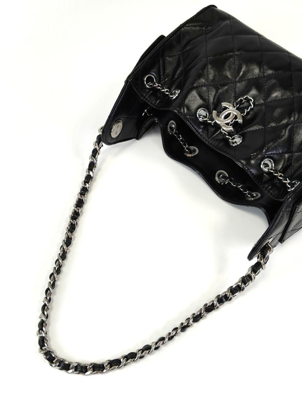 CHANEL シャネル25 ミニ ハンドバッグ ショルダーバッグ ブラック 管理番号：11228 CHANEL シャネル25 ミニ ハンドバッグ ショルダーバッグ ブラック 管理