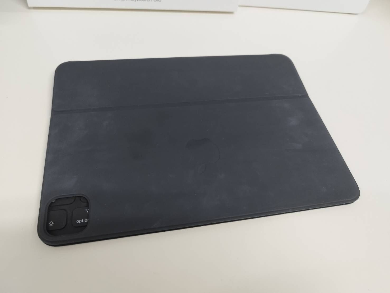 iPad Smart Keyboard Folio/A2038/11インチ/日本語配列〈MXNK2J/A〉(1)