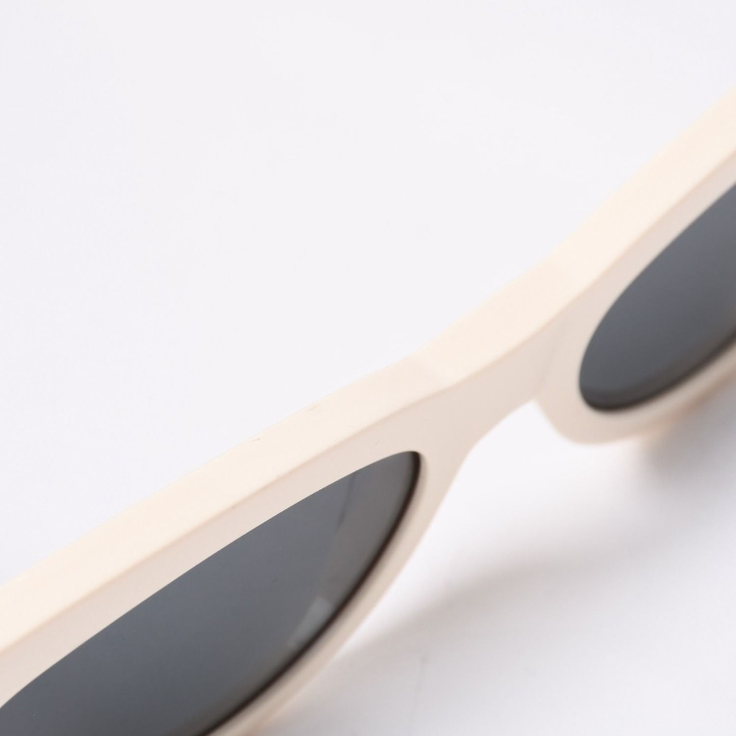 CELINE セリーヌ Sunglasses サングラス クリームカラー キャットアイ