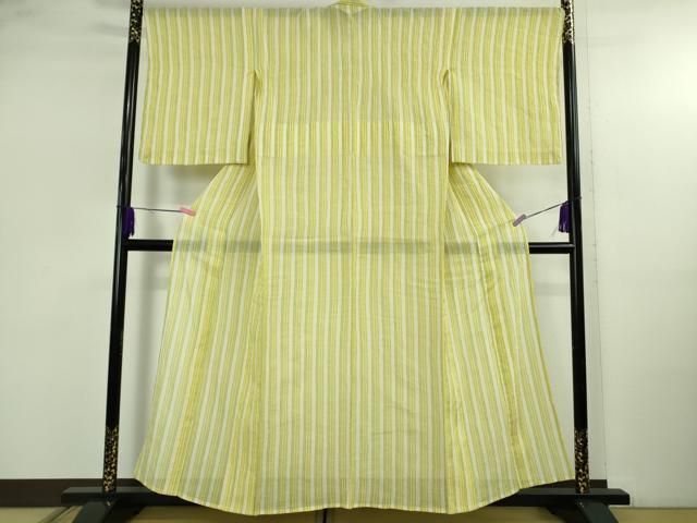 平和屋着物＊極上　夏物　本場小千谷ちぢみ　麻　間道　逸品　DZAB4984kh6 平和屋着物□極上 男性 夏物 本場小千谷ちぢみ 麻 色無地 薄花色 証紙