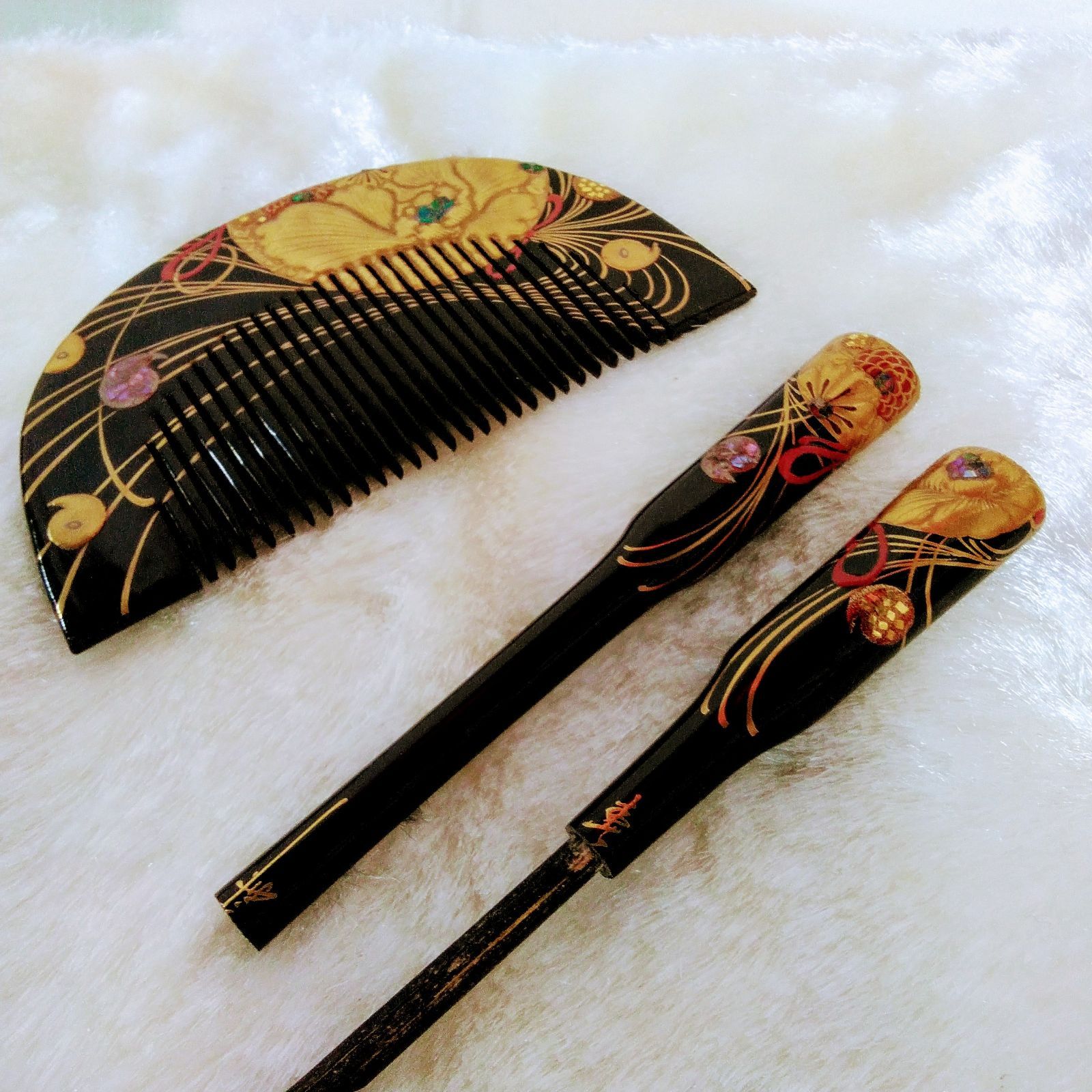 骨董 大正期~昭和べっ甲螺鈿蒔絵 本漆細工 櫛とこうがいのセットです