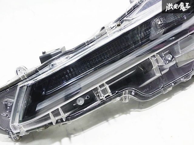 T】210系 カローラツーリング純正 LED ヘッドライト 左側 KOITO 12-633