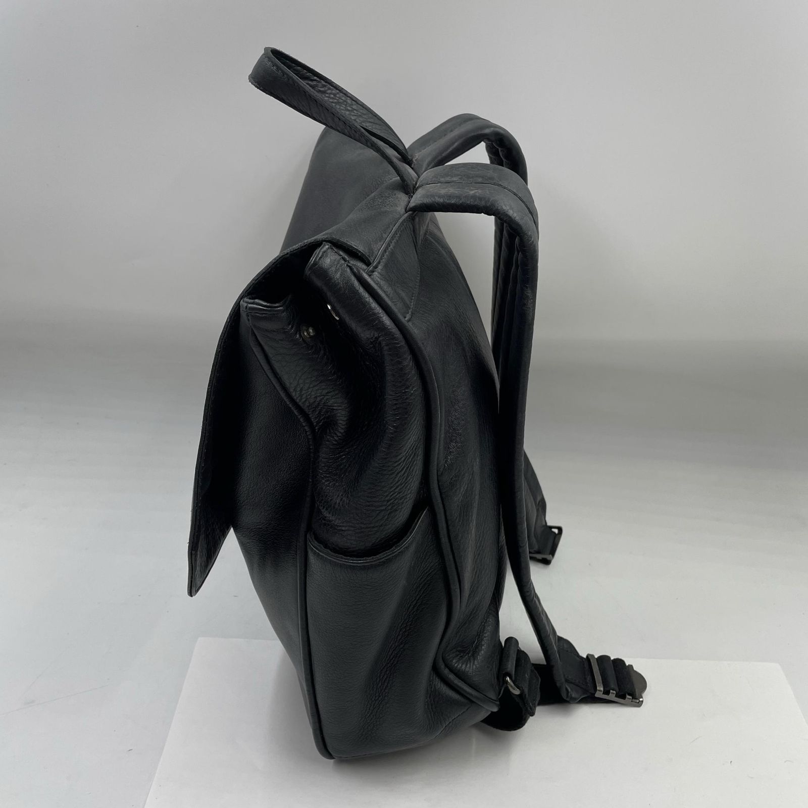ヴィヴィアンウエストウッド オーブ 黒リュック Vivienne Westwood 