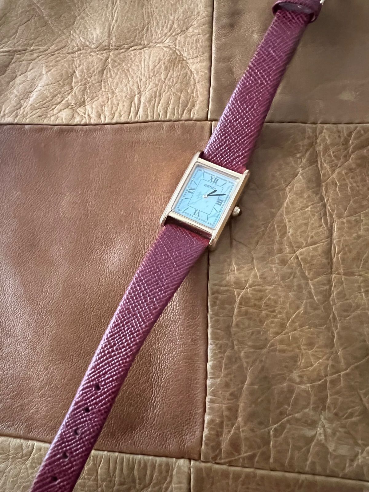 セイコー SEIKO☆ナノユニバースコラボ 限定 ソーラー時計☆スクエア