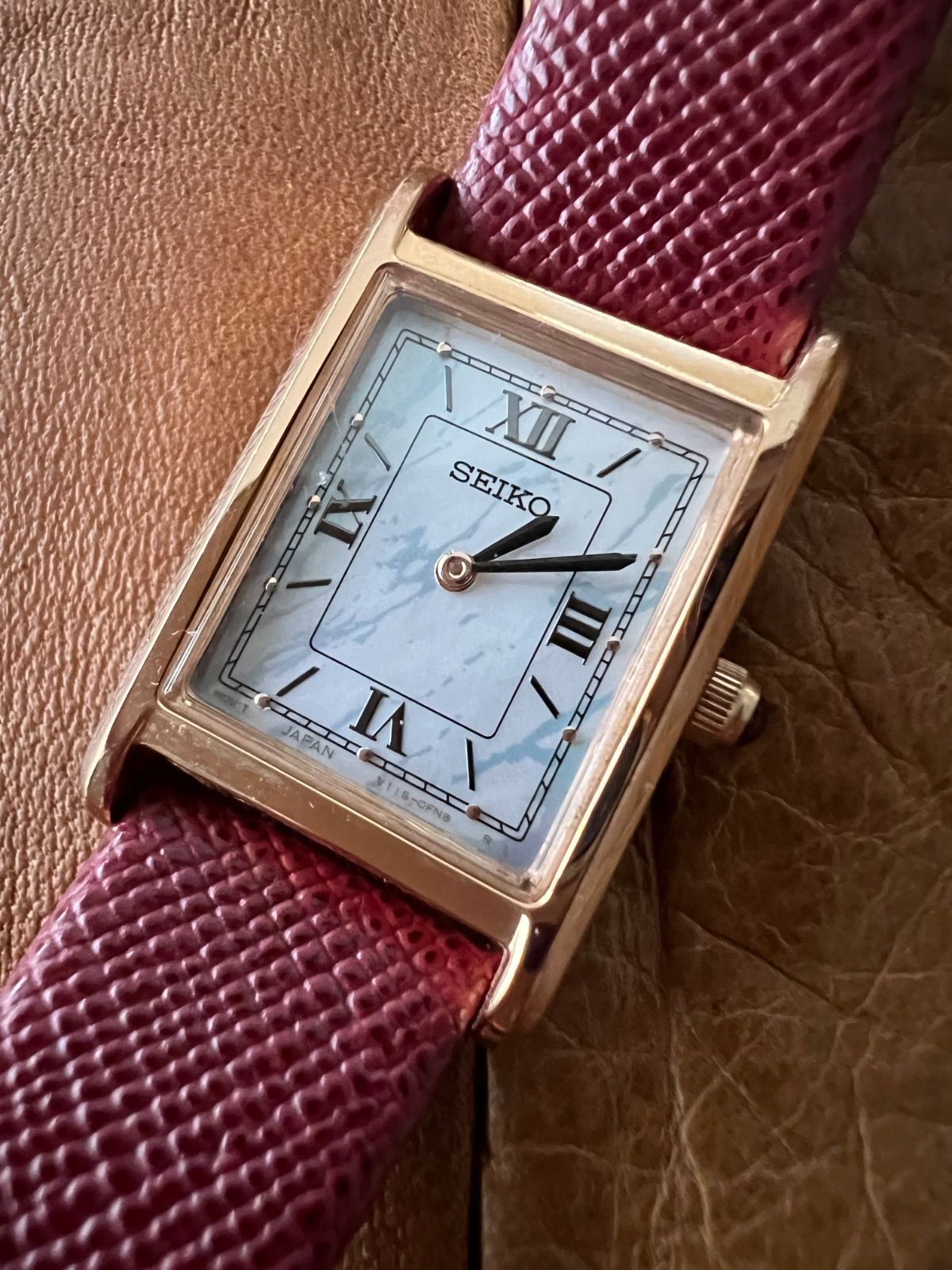 セイコー SEIKO☆ナノユニバースコラボ 限定 ソーラー時計☆スクエア