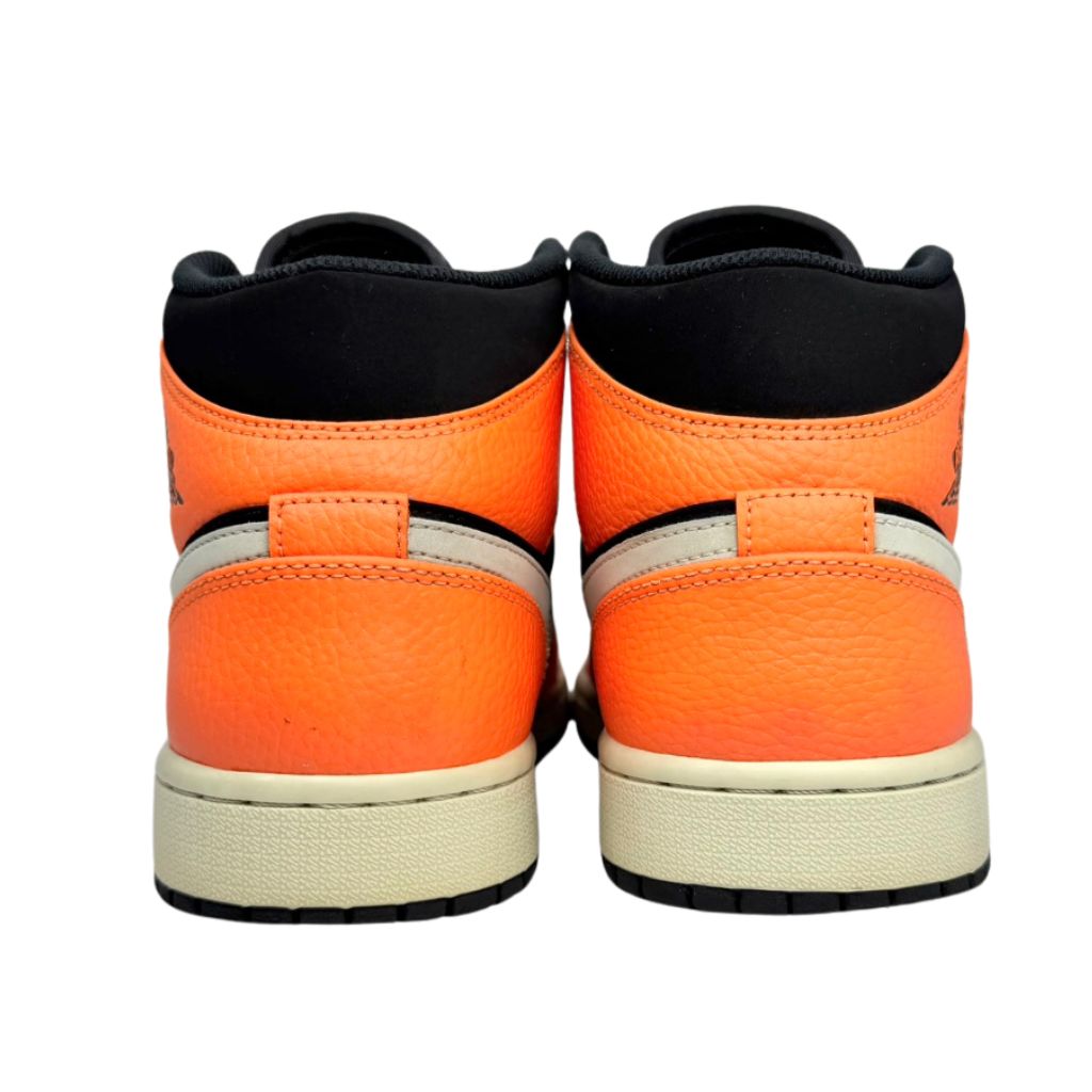 NIKE AIR JORDAN 1 MID 