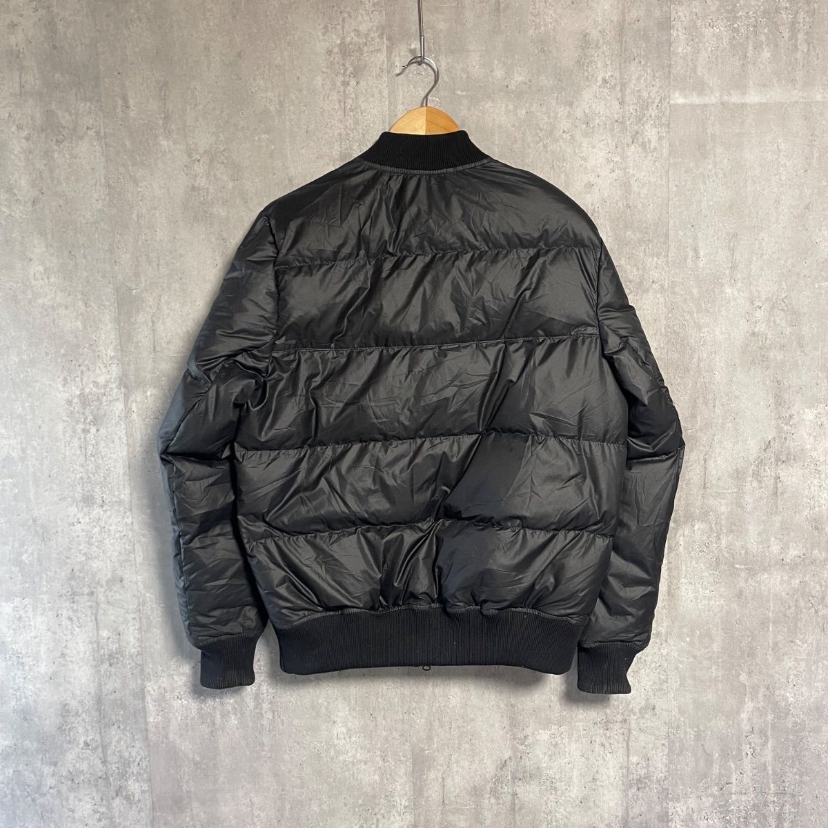 ダウン75%】NIKE ナイキ ダウンジャケット ボンバージャケット L 