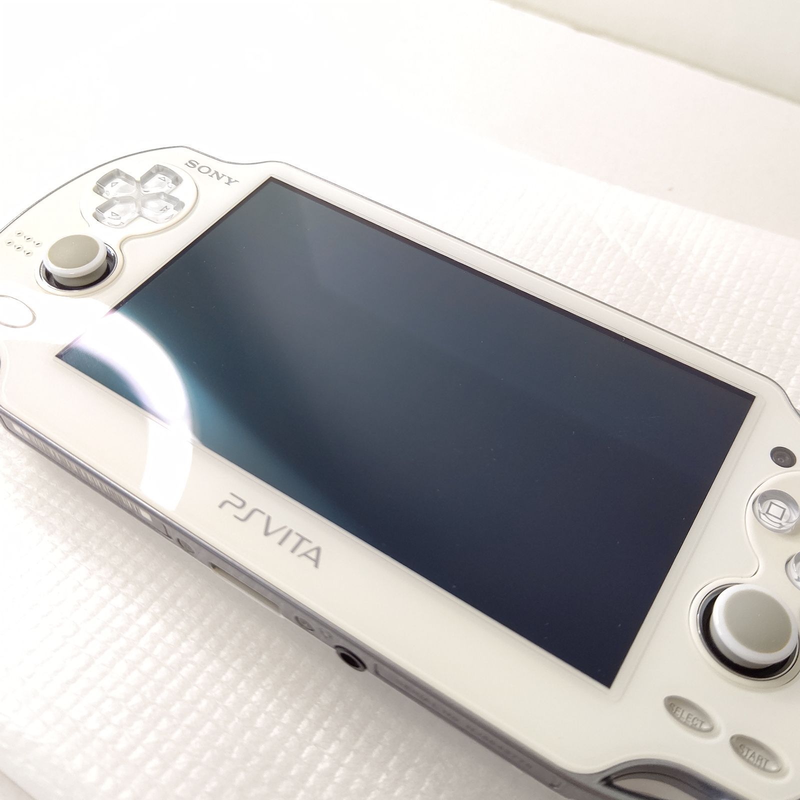 極美品 ソニー PSvita pch1100 クリスタルホワイト セット ゲーム 