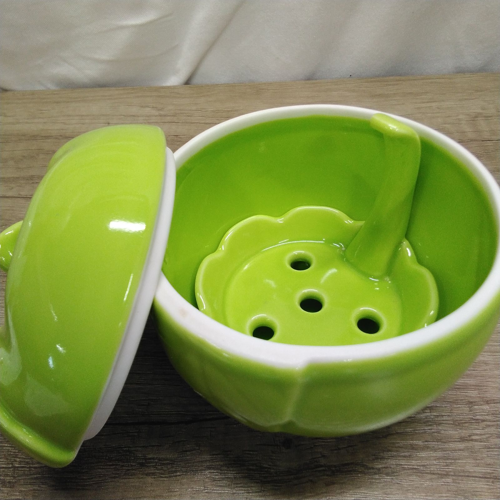 陶器製品 リンス・ポット 小物入れ キャンディポット2ケセット 美品