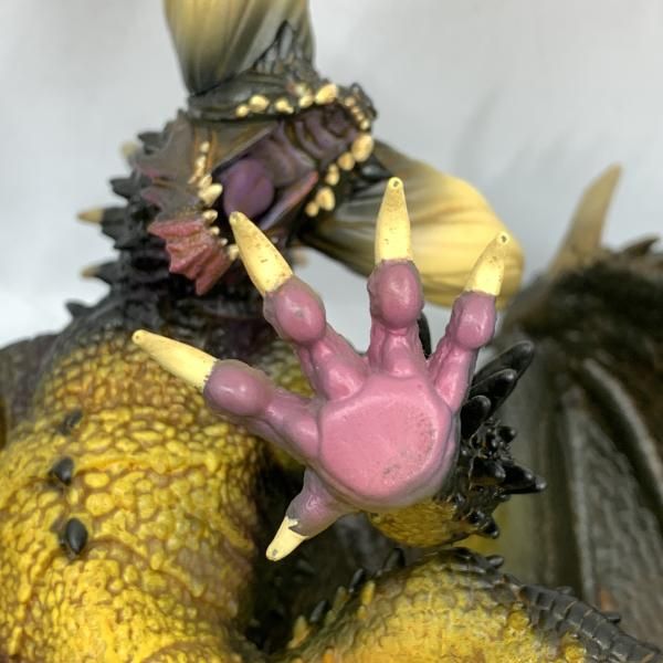 ネルギガンテ モンハン フィギュア大きい カプコンフィギュアビルダー
