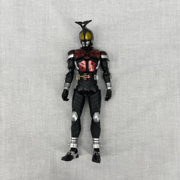 中古】開封・箱無し)S.H.Figuarts (真骨彫製法) 仮面ライダーダーク