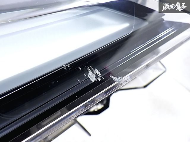 C-HR後期 純正LEDヘッドライト左KOITO10-116 ステー1箇所欠損 お得，爆買い トヨタ 純正 ZYX11 NGX10 NGX50 C-HR 後期 LED ヘッド