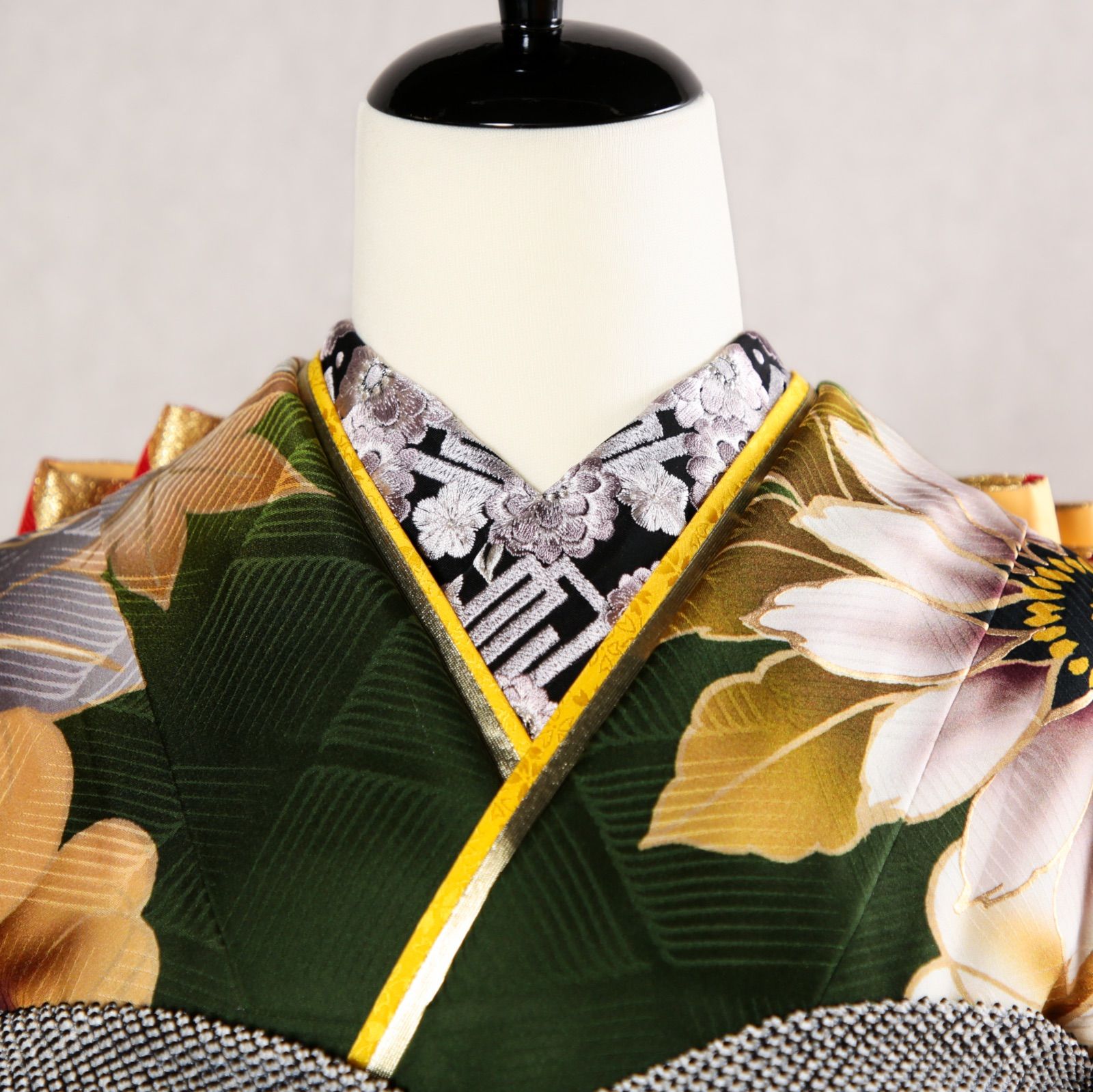 振袖フルセット 振袖セット 振袖 LLサイズ 中古 深緑×モダン レトロ 菊 