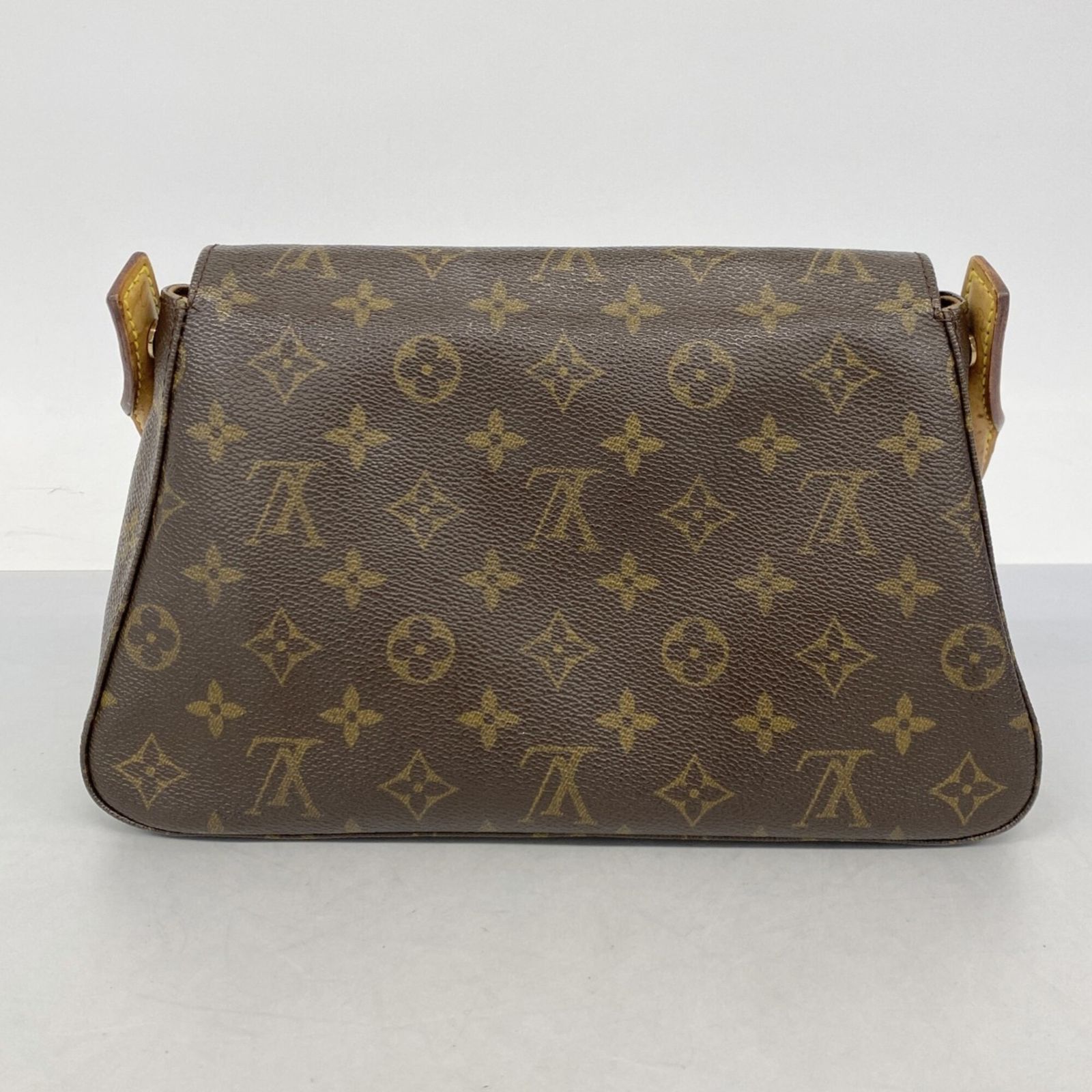 Buy from Japan Easily