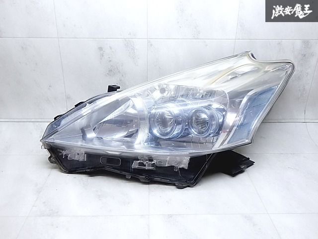 トヨタ 純正 ZVW40W ZVW41W 40 プリウスα 前期 ノーマル LED