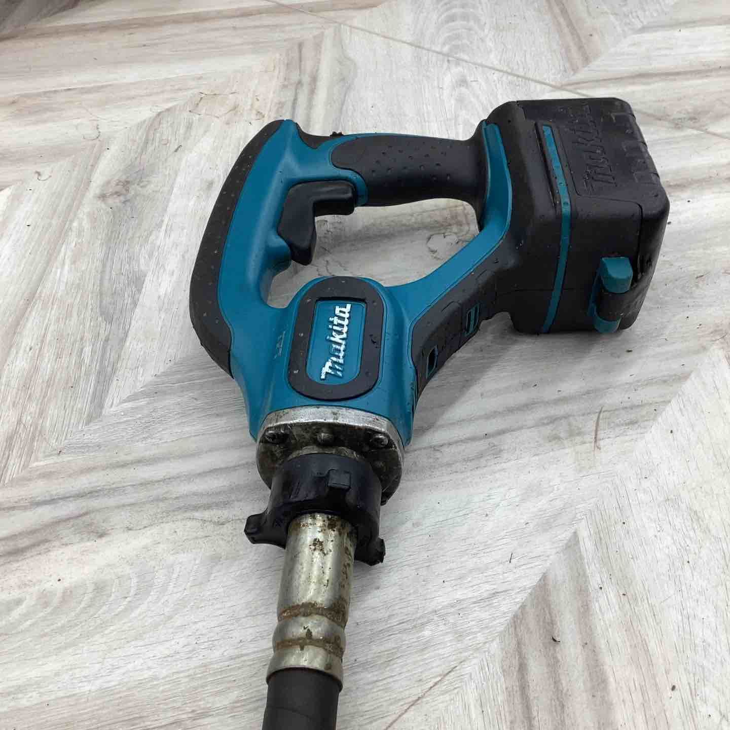 ☆マキタ(makita) コードレスコンクリートバイブレータ VR350DZ【越谷 