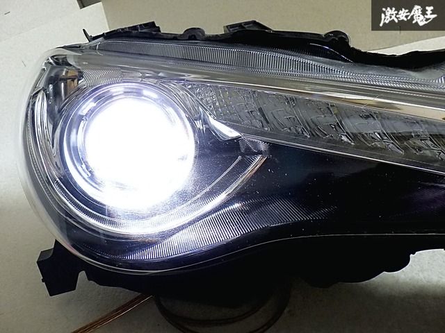 車 86 zn6 前期 純正ヘッドライト HID GTLimited