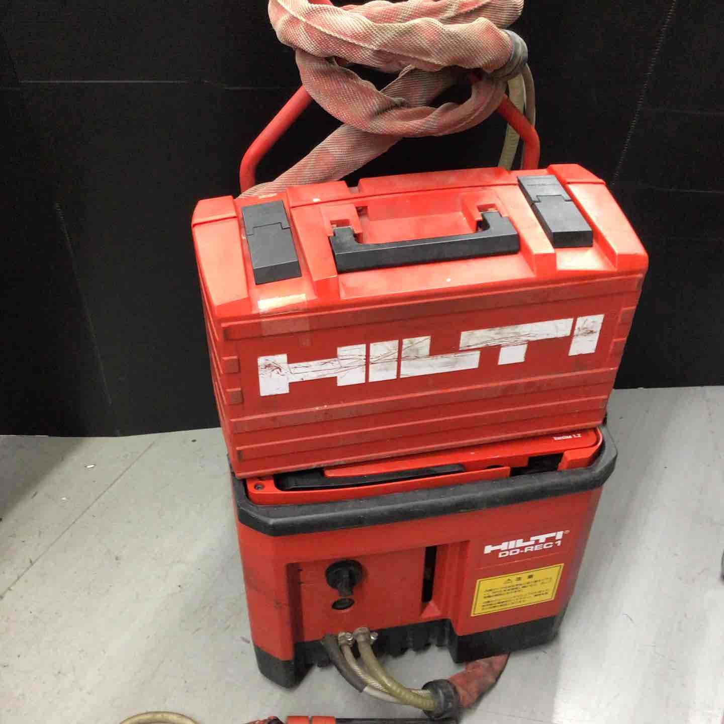 ◇ヒルティ(HILTI) コアドリル DDEC-1 ウォーターリサイクルユニット 