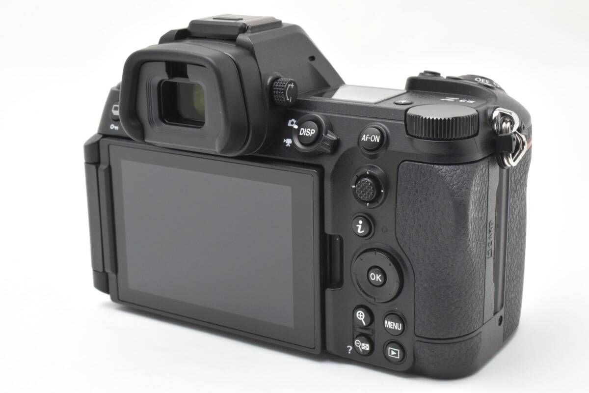 ☆極上美品☆《ショット数11,727回 》Nikon ニコン Z6III ボディ