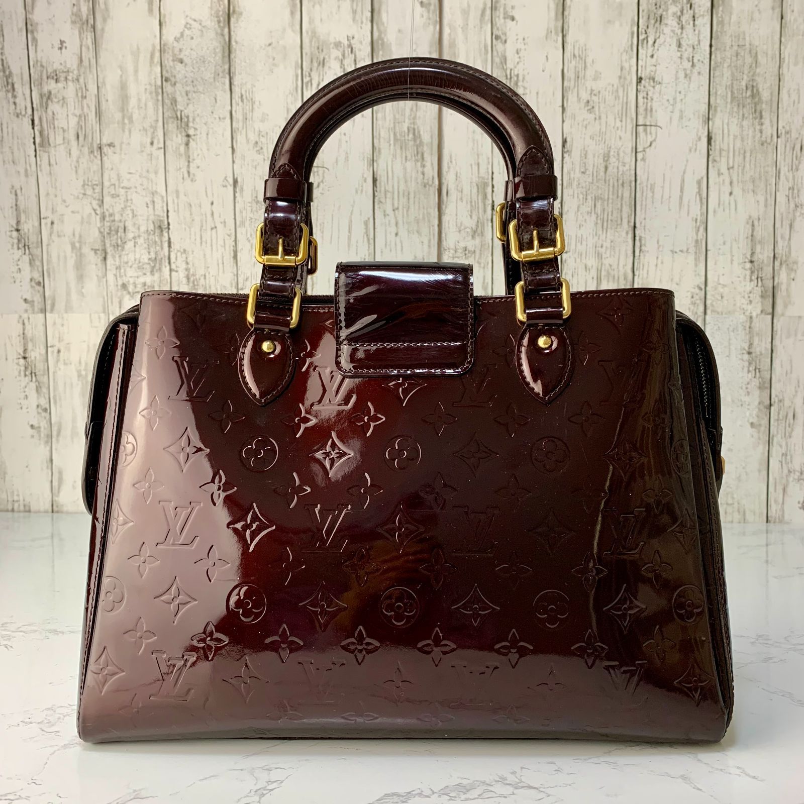 Buy from Japan Easily