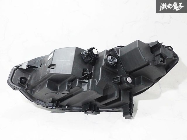 ホンダ ZR-V RZ4 RZ6 RZ3 RZ5 右ヘッドライト 送料2000円 ZR-V 純正