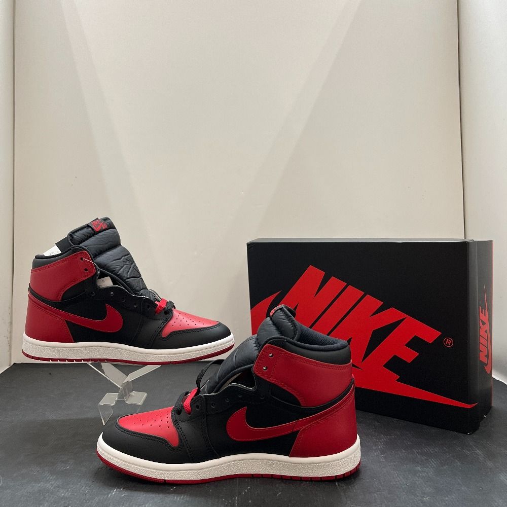 06w21079 Nike Air Jordan 1 High 
