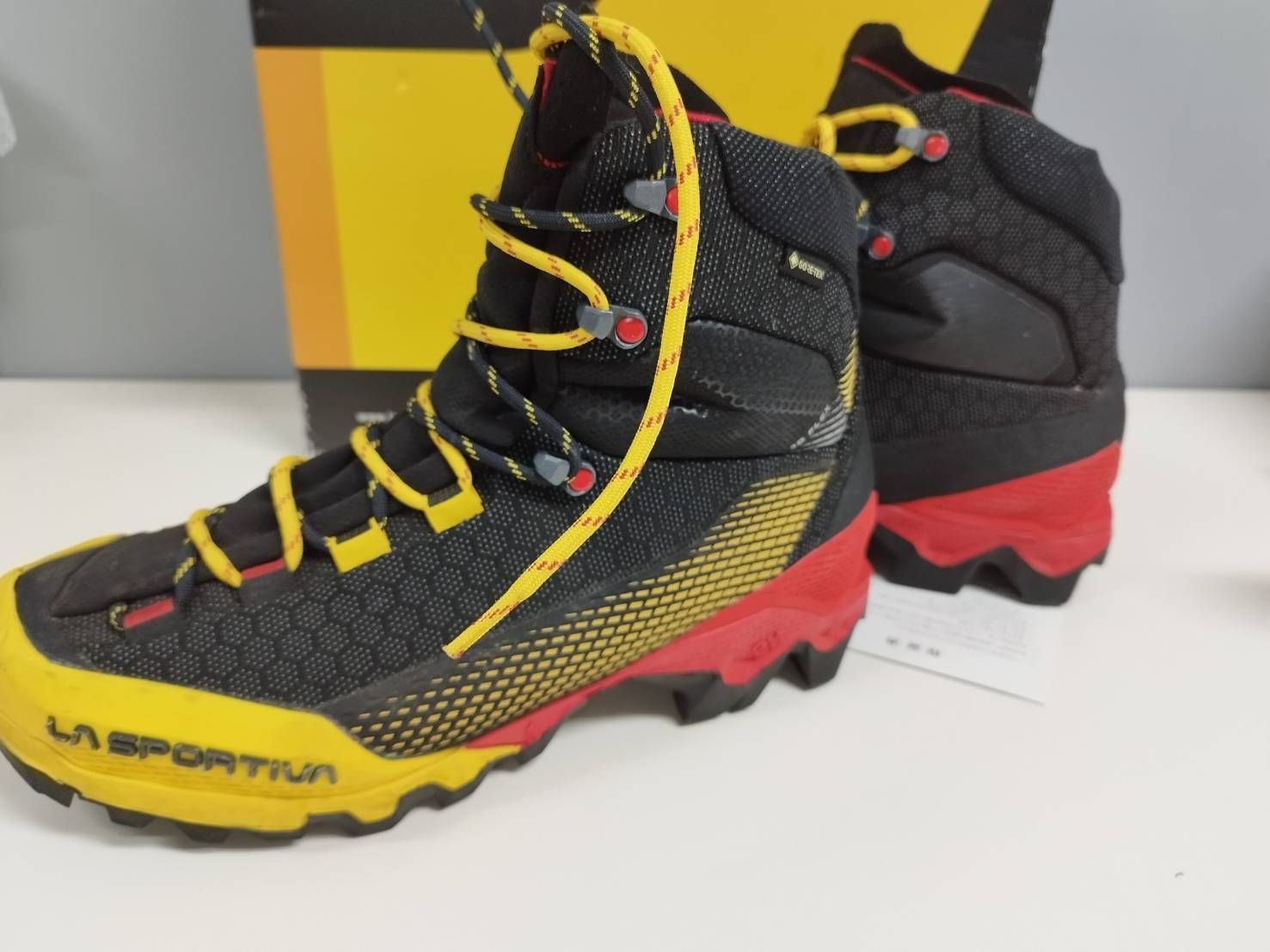 LA SPORTIVA AEQUILIBRIUM エクイリビウム ST GTX 42/登山靴/26.5cm 