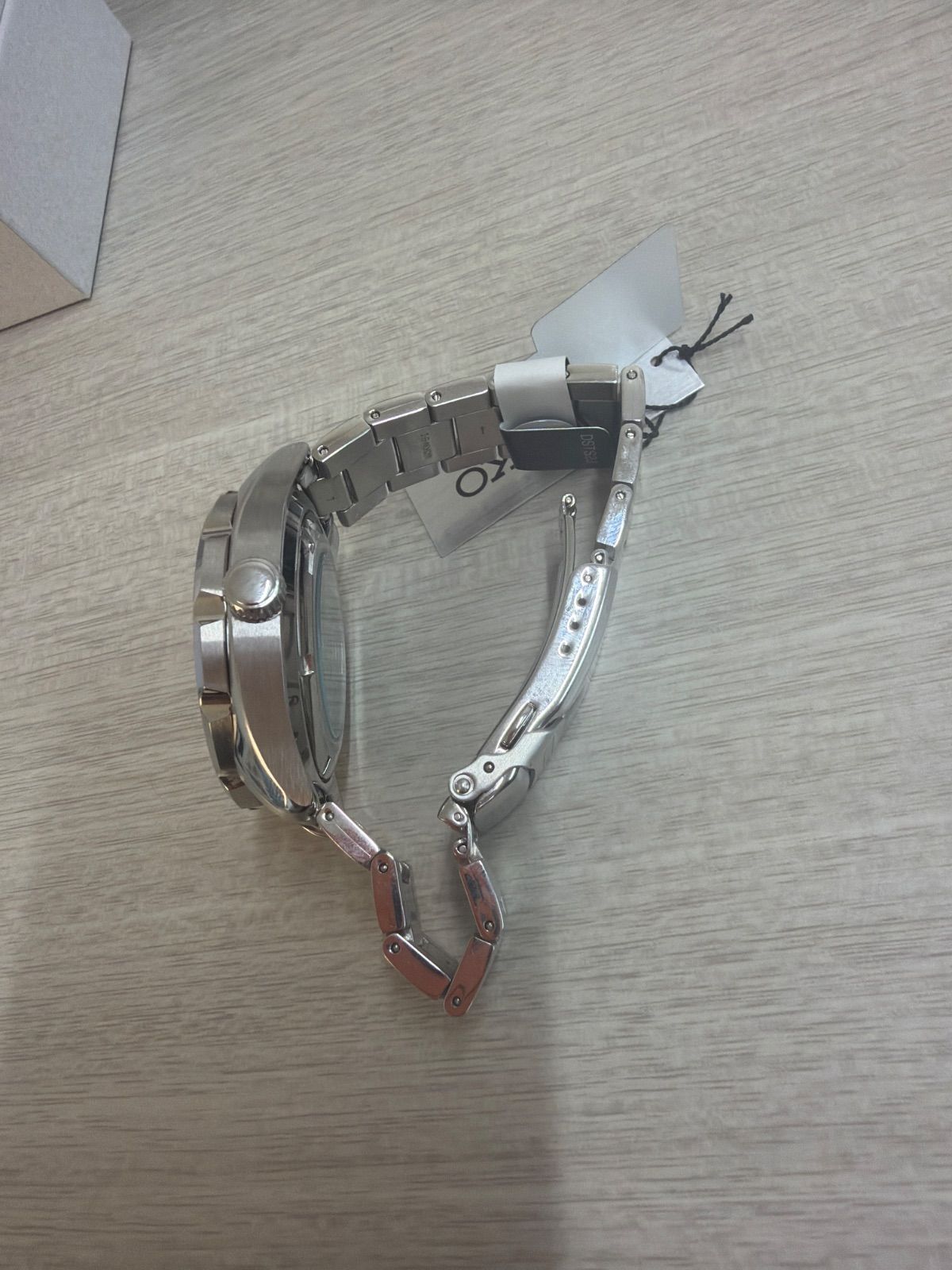  SEIKO 5 スポーツ 自動巻き腕時計 SRPC55J1 オレンジ お手入れ簡単 自動巻き時計 腕時計(アナログ)