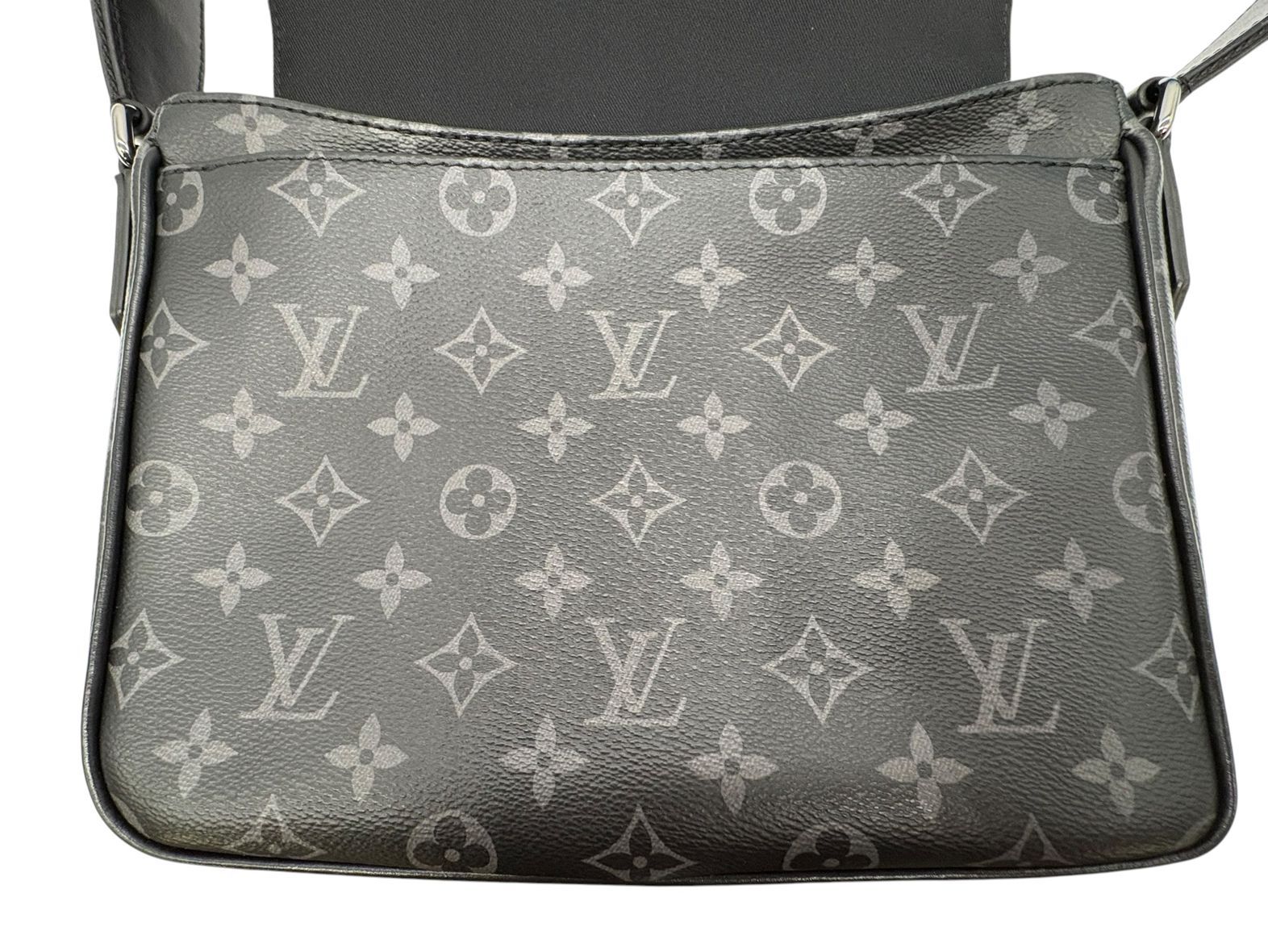 Buy from Japan Easily