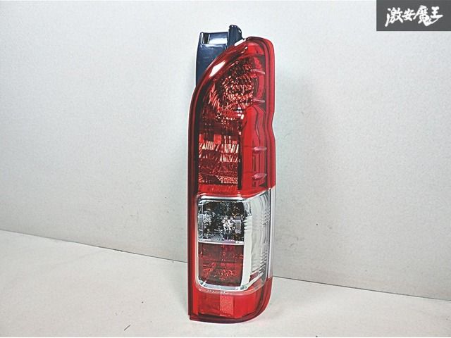 トヨタ純正 4型 ハイエース TOYOTA 200系 200系ハイエース 5型