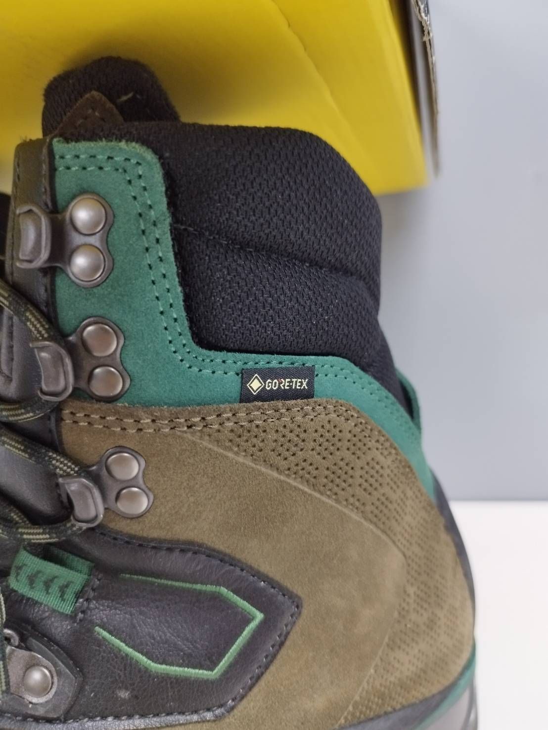 良品】LA SPORTIVA KARAKORUM カラコルム HC GTX 42/登山靴/26.5cm 