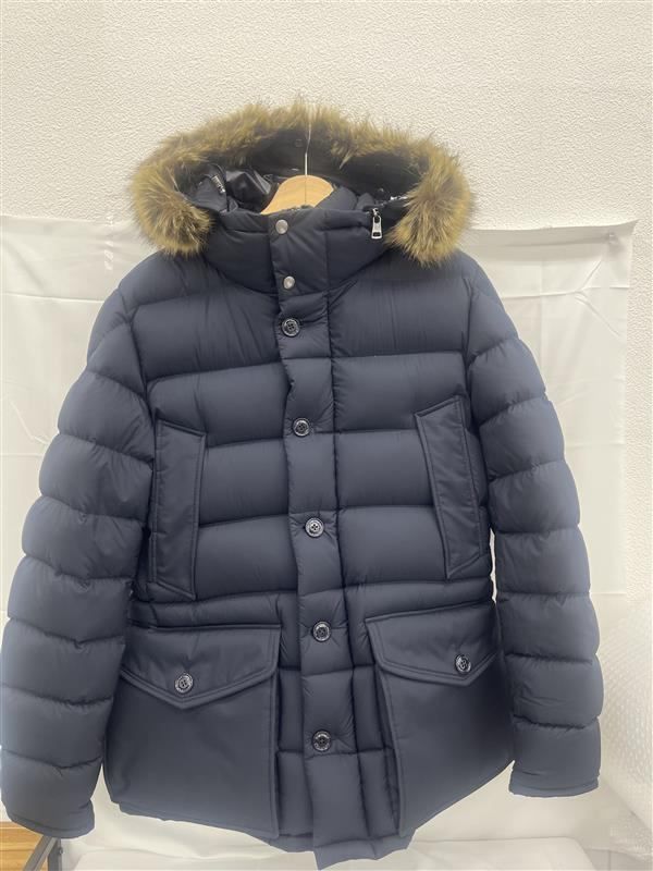 【中古品】 MONCLER モンクレール DIST ファーフード ジップアップ ダウンジャケット YKAK2983Y 中古品】 MONCLER モンクレール DIST ファーフード ジップアップ