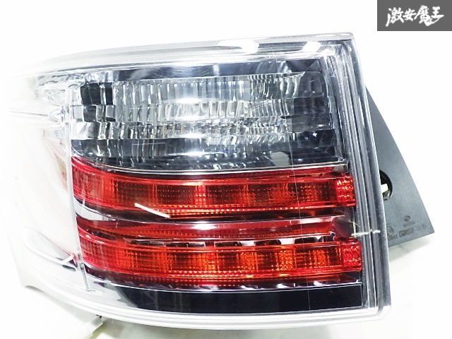 ct200h様 レクサス CT200h ZWA10 前期 左テール 純正 KOTIO 76-15 415233 販売